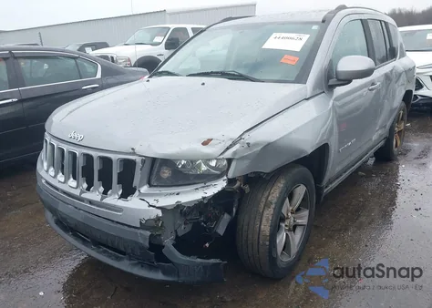 2016 Jeep Compass High Altitude Edition z USA, uszkodzony, nr VIN 1C4NJDEB7GD768694